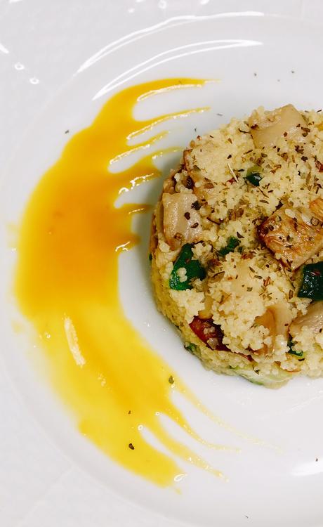 CUSCUS CON SETAS Y CALABACÍN CUSCUS CON SETAS Y CALABACÍN