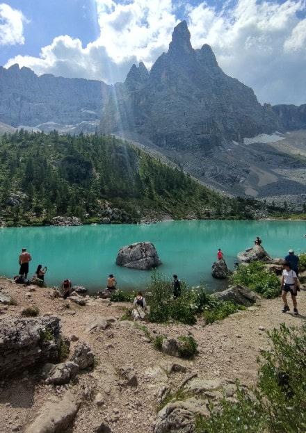 Viaje a Dolomitas en 6 días: qué ver y qué hacer en esta zona de Italia lago-sorapis-general