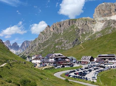 Viaje a Dolomitas en 6 días: qué ver y qué hacer en esta zona de Italia paso-pordoi-general-vista
