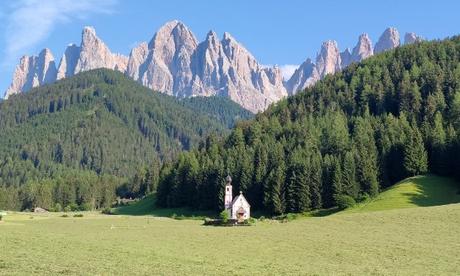 Viaje a Dolomitas en 6 días: qué ver y qué hacer en esta zona de Italia iglesia-san-giovanni-ranui