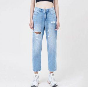 ¿Qué llevar con los Mom jeans? Mom jeans