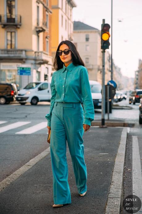 Tendencias en looks de oficina para este otoño: trajes, gabardinas, faldas midi...