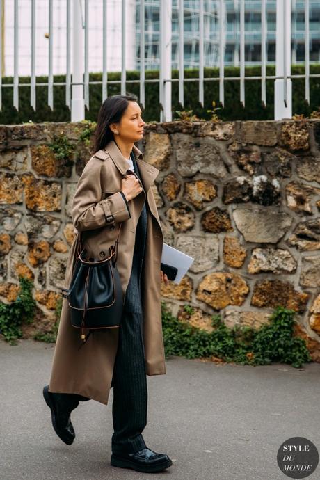 Tendencias en looks de oficina para este otoño: trajes, gabardinas, faldas midi...