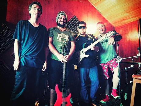 Muân en Violeta hace un crudo relato de la mujer víctima en el conflicto armado Muân en Violeta hace un crudo relato de la mujer víctima en el conflicto armado