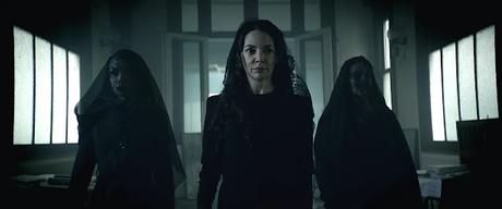 Reseña dama número trece