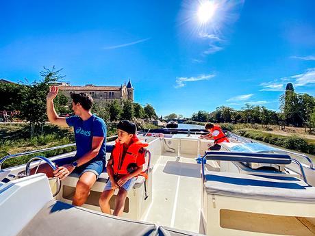 Crucero fluvial por el Canal du Midi con barco de Le Boat