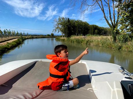 Crucero fluvial por el Canal du Midi con barco de Le Boat