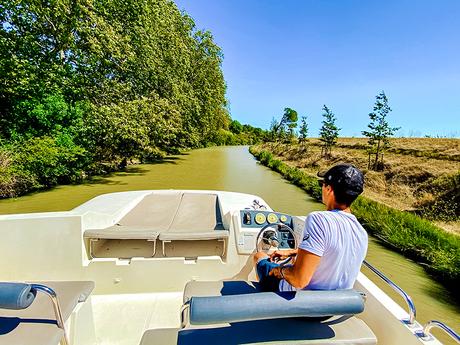 Crucero fluvial por el Canal du Midi con barco de Le Boat Crucero fluvial por el Canal du Midi con barco de Le Boat