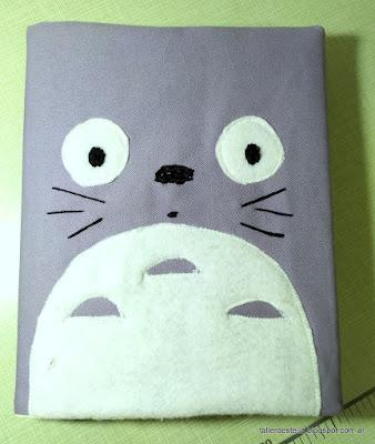 Totoro a la Escuela!