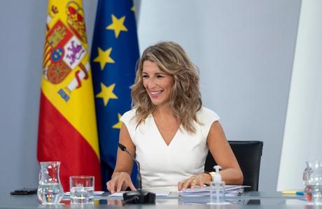 El salario mínimo interprofesional sube 15€