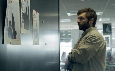 ENQUÉTE SUR SCANDALE D'ETAT (UNDERCOVER) (Francia, 2021) Thriller, Histórico, Negro, Policíaco, Político, Social, Biográfico