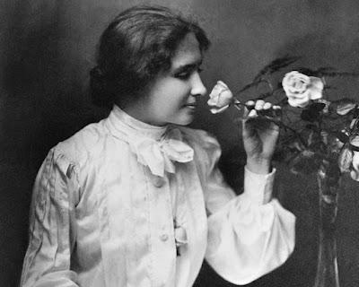Cada Átomo De Mi Cuerpo Es Un Vibrocospio, El Milagro De Helen Keller.