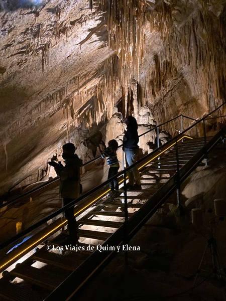 Cueva de Mendukilo en que hacer con niños en Navarra