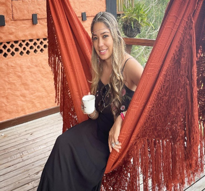 Catalina administra su bella voz Catalina administra su bella voz