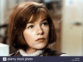 Saldando una deuda con otra diva: Glenda Jackson... Saldando una deuda con otra diva: Glenda Jackson...