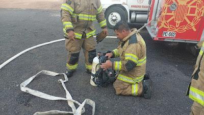 RESPONDEN BOMBEROS DE TEXCOCO A INCENDIO DE FÁBRICA EN CHICOLOAPAN