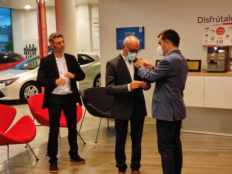 Toyota reconoce a Neumáticos Navaliegos con el premio Excellence Retail como uno de los mejores de su red nacional 4