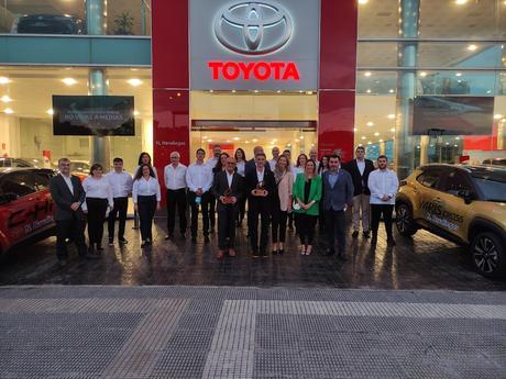 Toyota reconoce a Neumáticos Navaliegos con el premio Excellence Retail como uno de los mejores de su red nacional 7