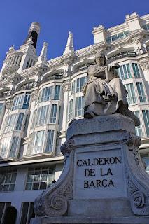 Y el mayor bien es pequeño ... by Mark de Zabaleta Y el mayor bien es pequeño ... by Mark de Zabaleta