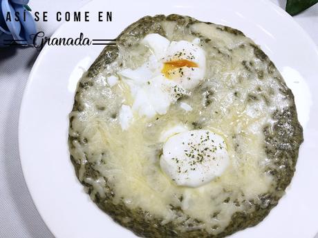 Espinacas a la crema con huevo escalfado