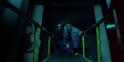 STAIRS, THE (LAS ESCALERAS) (USA, 2021) Terror, Fantástico