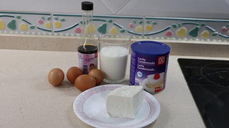 Los ingredientes necesarios para hacer un flan de queso fresco en Thermomix