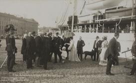 111_Fra_Kroningsreisen_-_no-nb_digifoto_20160219_00003_bldsa_PK13972 Olaf V de Noruega