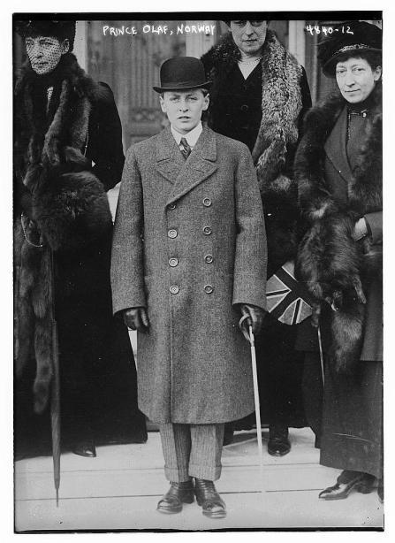 Olav_V_of_Norway_in_1918 Olaf V de Noruega