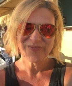 Evita el Pelo Encrespado y Te Verás Más Joven