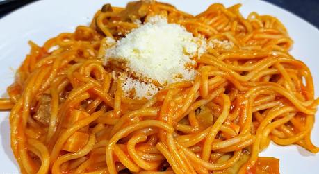 ESPAGUETTIS A LA MILANESA ESPAGUETTIS A LA MILANESA