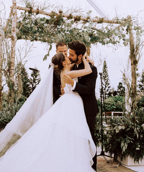 Camilo Y Evaluna Boda - Evaluna La Hija Menor De Ricardo Montaner Se Caso Con El Cantante Camilo Fotos Y Videos De La Boda Celebrada En Miami Infobae