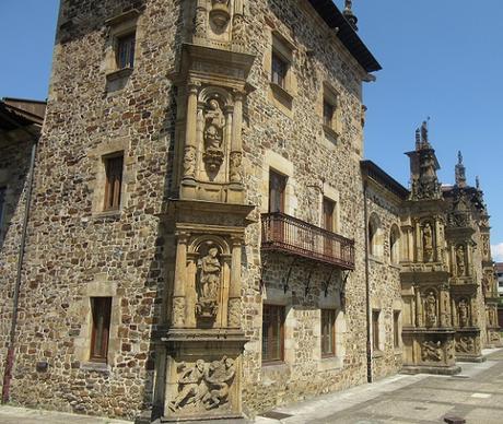 UNIVERSIDAD DE OÑATE POR RODRIGO MERCADO DE ZUAZOLA