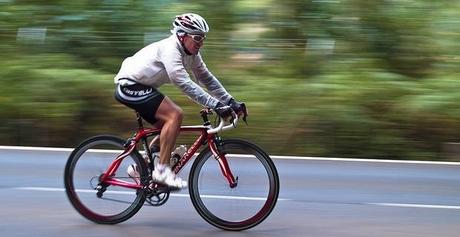 Aerodinámica del ciclismo de carretera. Posiciones sobre la bicicleta Aerodinámica del ciclismo de carretera. Posiciones sobre la bicicleta