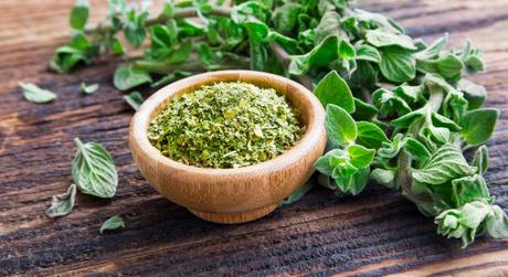 El orégano como remedio natural. Oregano - Banco de fotos e imágenes de stock - iStock