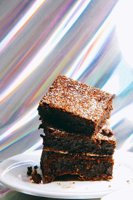 EL MEJOR BROWNIE, SIN HARINA, NI LÁCTEOS EL MEJOR BROWNIE, SIN HARINA, NI LÁCTEOS