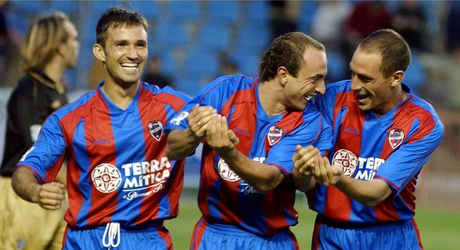 camiseta del Levante 2003-04