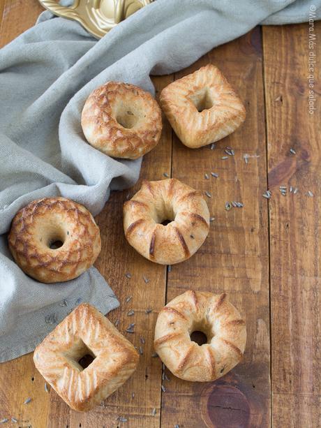 Mini Bundt Cakes de lavanda y aceite de oliva