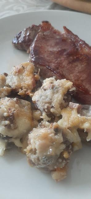 CHAMPIÑONES RELLENOS DE JAMON Y QUESO AZUL