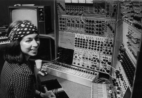 (Re)Descubriendo a Delia Derbyshire: Unos links