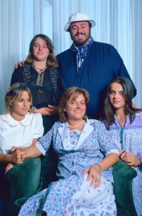 d2bf942996b5397435566ae497d90f61 Luciano Pavarotti