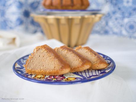 Bundt Cake con compota de manzana
