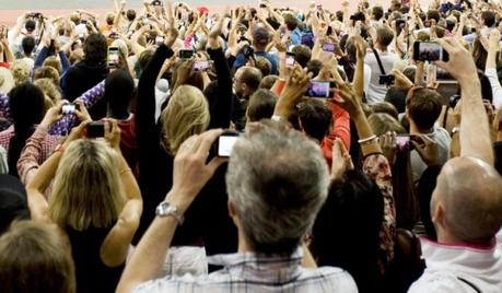 Budismo y la cultura de la denuncia en redes sociales, 1/2