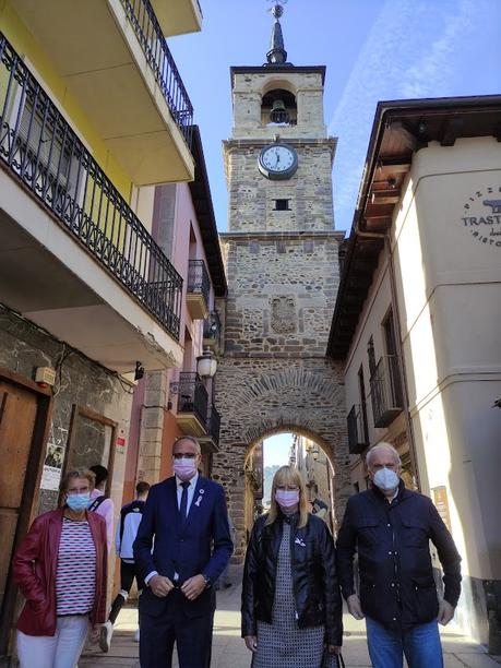 Ponferrada recibe la obra de restauración de la Torre del Reloj ponferradina 11