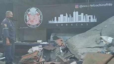 Caracas: Desplome del techo de reconocido restaurante en Baruta dejó un herido