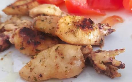 SEPIA CON AJO Y PEREJIL SEPIA CON AJO Y PEREJIL