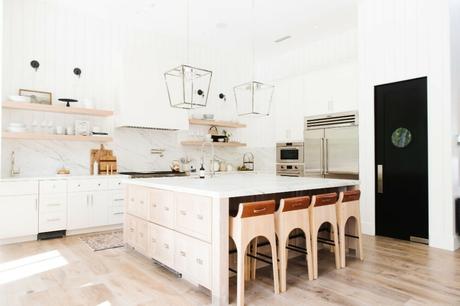 delikatissen villa moderna Missouri luxus american villa diseño americano casa lujosa grande casa exterior piedra y madera casa de lujo casa de campo mansión big luxury villa Missouri big house decor big furniture decor arquitectura americana delikatissen villa moderna Missouri luxus american villa diseño americano casa lujosa grande casa exterior piedra y madera casa de lujo casa de campo mansión big luxury villa Missouri big house decor big furniture decor arquitectura americana