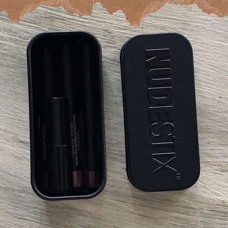 NUDESTIX: KIT NUDE METALLIC EYE MINI NUDESTIX: KIT NUDE METALLIC EYE MINI