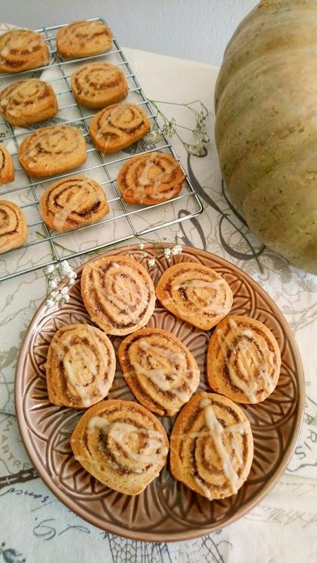 Galletas de calabaza especiadas (Pumpkin spice roll cookies)