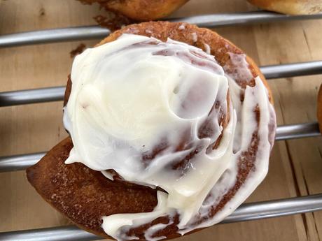 delikatissen small batch recipes small batch cinnamon rolls rollo de canela repostería con canela kanelsnegle Kanelkaka Kanelkage kanelgifler kanel ruller discos de canela cinnamon rolls cinnamon buns  