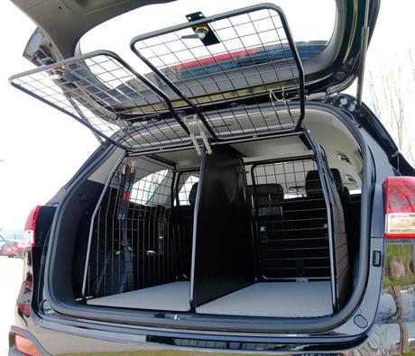 Har kollat runt lite här och på andra forum och känns som att v60 är en. Hundbur Artfex Hundbur Hundgrind Arbetsbil Inredning Hundburar